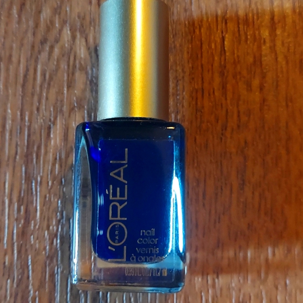 Loreal Paris  nail polish After Hours blue purple